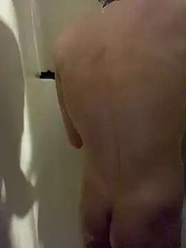 Snapshot of HARD_2QUIT chatting on 03/08/25, 07:16 HARD 2QUIT online show from 03/08/25, 07:16