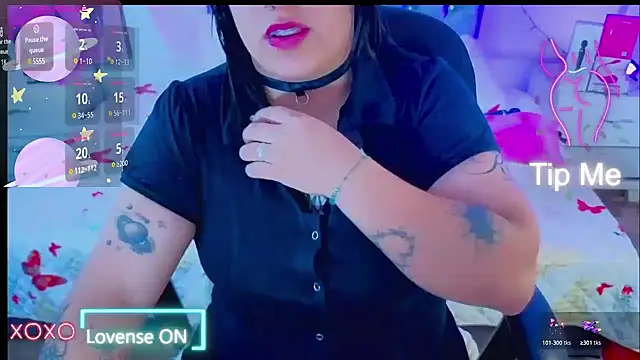 Snapshot of NatalieHarris chatting on 07/17/26, 06:02 NatalieHarris online show from 07/17/26, 06:02