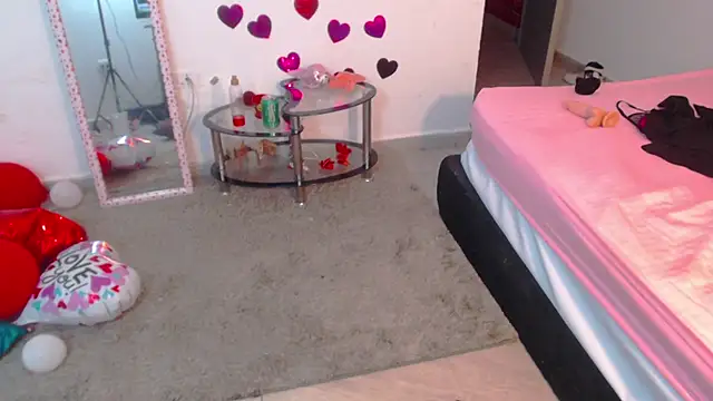 SaraApril 1 online show from 02/16/25, 03:04