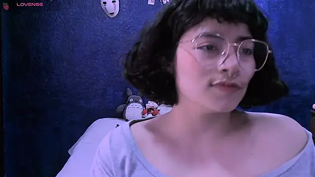 NinaYellow online show from 01/03/25, 01:03