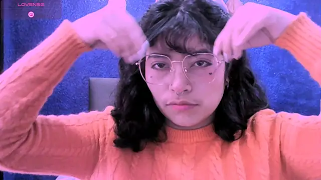 NinaYellow online show from 09/24/25, 01:47