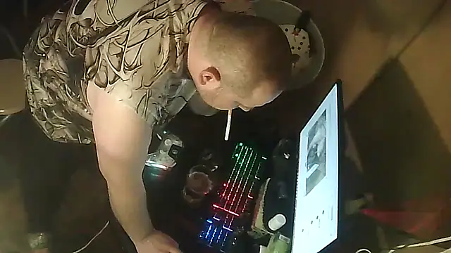 perversalus online show from 05/18/26, 05:41