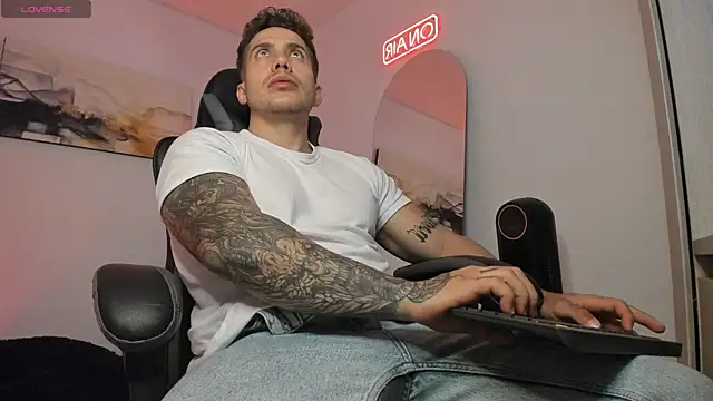 LucianSinclair online show from 12/27/24, 12:39