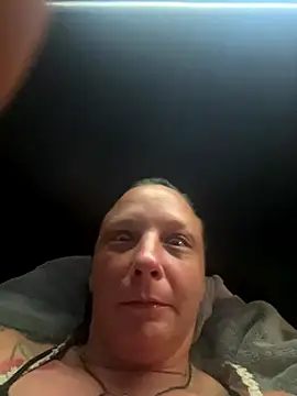 Everlyrose27 online show from 09/14/25, 03:55