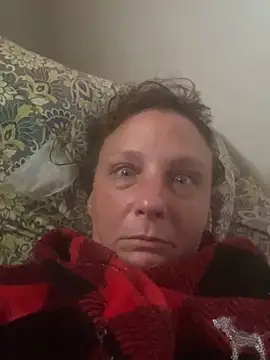 Everlyrose27 online show from 09/24/25, 05:16