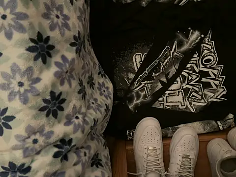 Nosleeptapoutvol1xxx online show from 11/25/25, 04:12