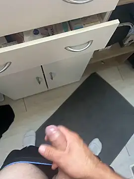 Mecchaud06 online show from 09/29/25, 12:54