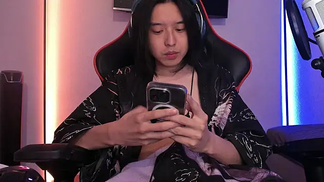 wexlee7 online show from 09/09/25, 12:43