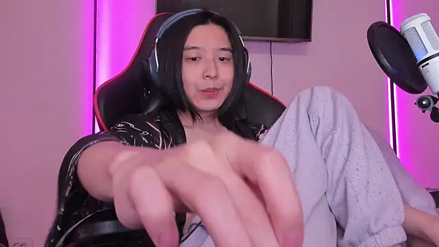 wexlee7 online show from 09/20/25, 02:12