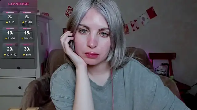pawpaws online show from 06/15/26, 11:23