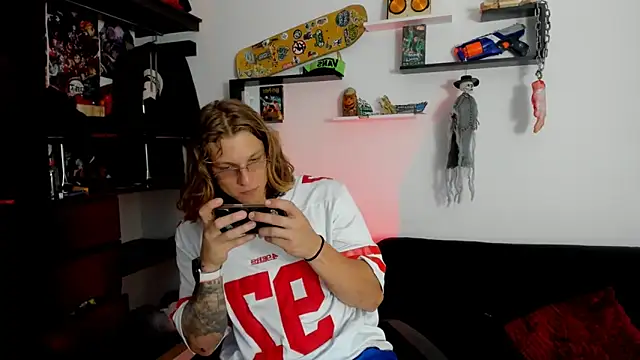 Tom Krakow online show from 12/06/24, 07:12