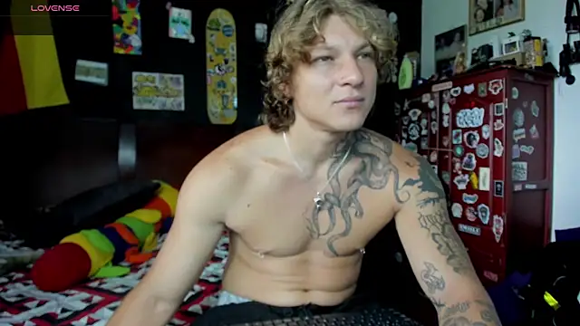 Tom Krakow online show from 10/16/25, 03:24