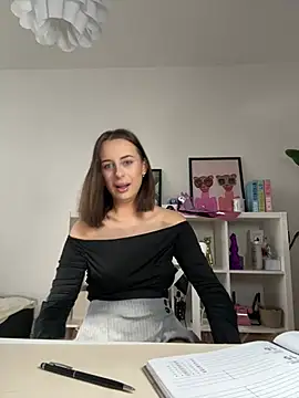 Hii Lolla online show from 02/12/25, 09:10