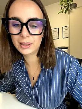 Hii Lolla online show from 11/26/25, 07:09