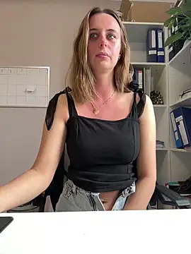 Hii Lolla online show from 03/14/26, 09:04