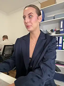 Hii Lolla online show from 04/03/26, 07:06