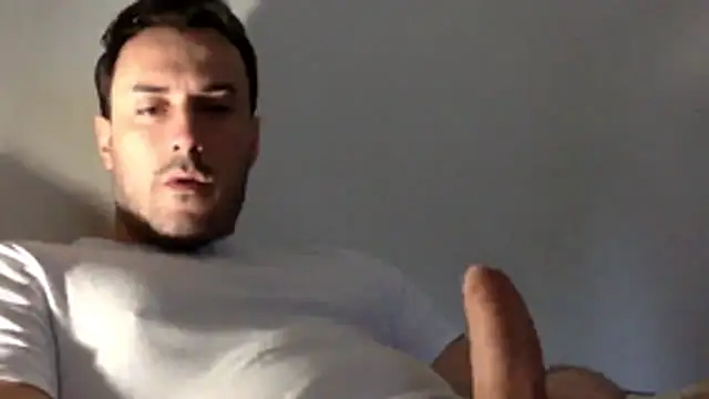 Snapshot of mainnrd chatting on 03/28/26, 02:38 mainnrd online show from 03/28/26, 02:38