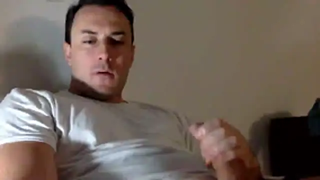 Snapshot of mainnrd chatting on 05/04/26, 08:27 mainnrd online show from 05/04/26, 08:27