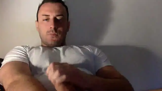 Snapshot of mainnrd chatting on 05/08/26, 10:20 mainnrd online show from 05/08/26, 10:20