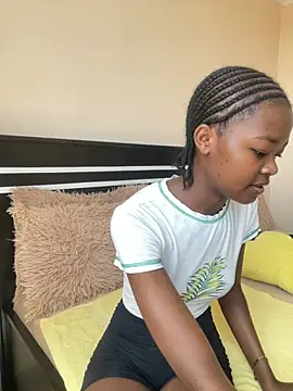 Snapshot of Grusha19 chatting on 01/06/25, 09:30 Grusha19 online show from 01/06/25, 09:30