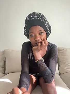 Snapshot of Grusha19 chatting on 02/13/25, 02:09 Grusha19 online show from 02/13/25, 02:09