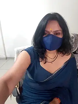 Snapshot of khushikhushi chatting on 02/08/26, 09:45 khushikhushi online show from 02/08/26, 09:45