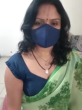 Snapshot of khushikhushi chatting on 02/18/26, 06:31 khushikhushi online show from 02/18/26, 06:31