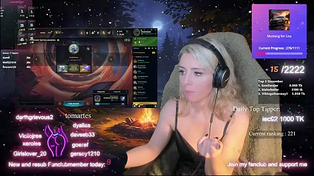 Snapshot of Lisaonthemoon chatting on 12/17/24, 08:34 Lisaonthemoon online show from 12/17/24, 08:34