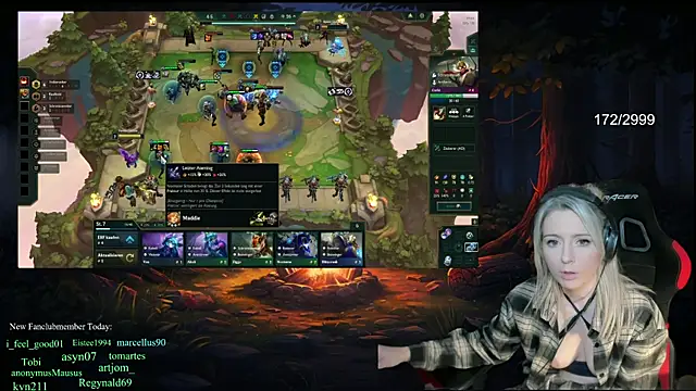 Snapshot of Lisaonthemoon chatting on 02/03/25, 12:25 Lisaonthemoon online show from 02/03/25, 12:25