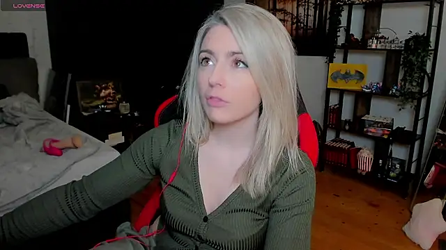 Lisaonthemoon online show from 03/11/26, 05:41