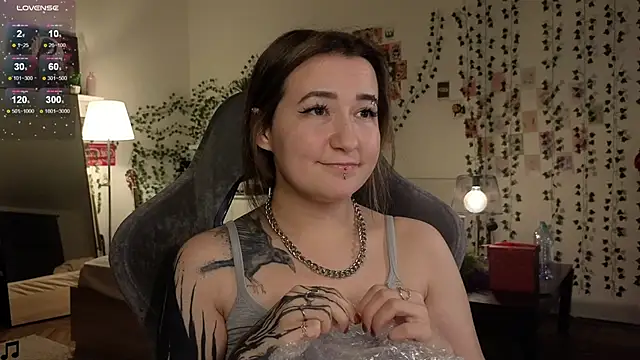 Megan  Hart online show from 01/17/25, 01:04