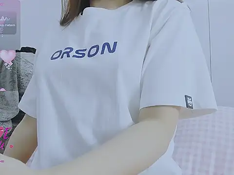 Linh diudang online show from 10/20/25, 02:45