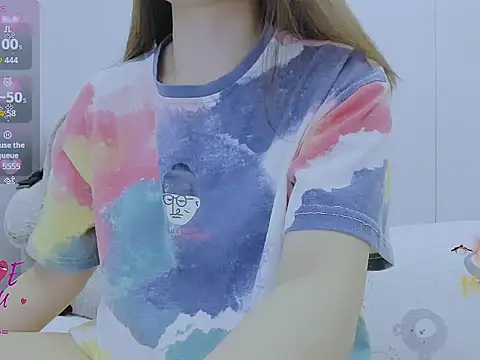 Linh diudang online show from 11/21/25, 02:49