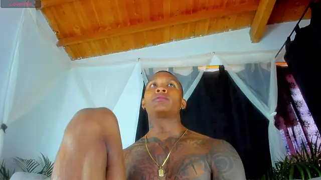 esteveen ortegas  online show from 11/09/25, 02:37