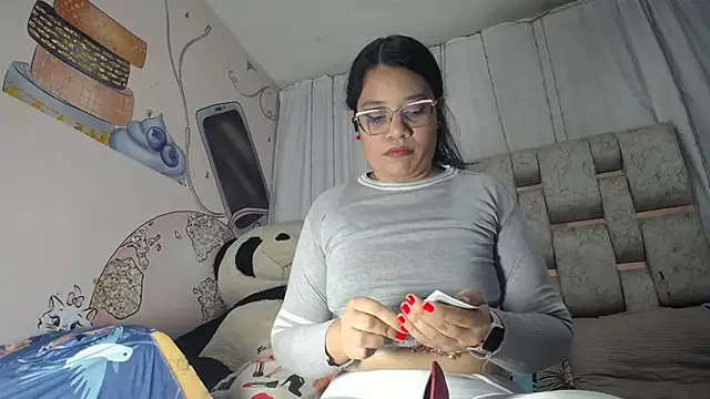 KEYRA-MILLER- online show from 02/14/26, 02:30