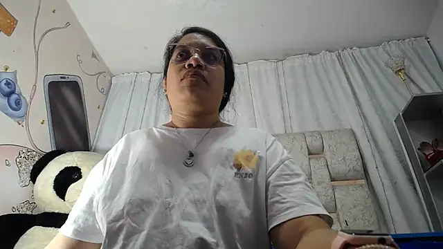 KEYRA-MILLER- online show from 02/22/26, 02:13