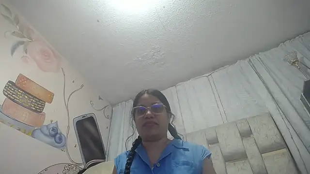 KEYRA-MILLER- online show from 03/13/26, 01:45