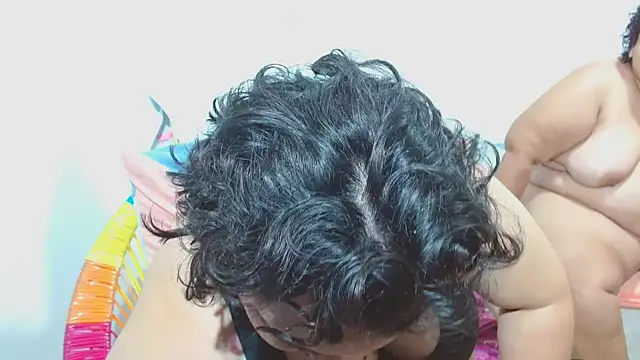 big small h0rny  online show from 10/16/25, 12:22