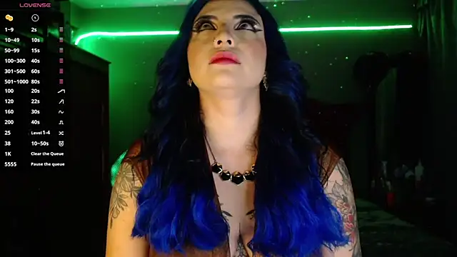 black wiidow online show from 12/23/24, 06:00