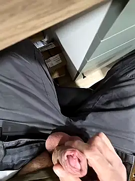 Snapshot of anald66666 chatting on 02/04/25, 08:38 anald66666 online show from 02/04/25, 08:38