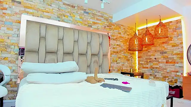 karla dunn online show from 03/06/25, 02:30