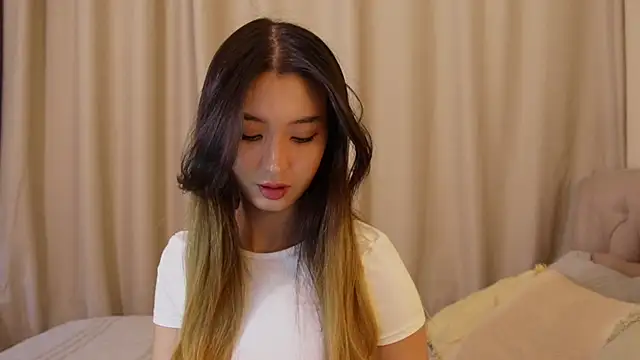 Sarasuo1 online show from 12/06/24, 11:11