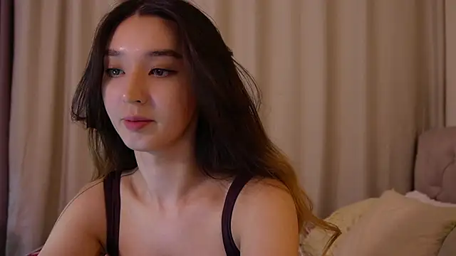 Sarasuo1 online show from 12/16/24, 02:05