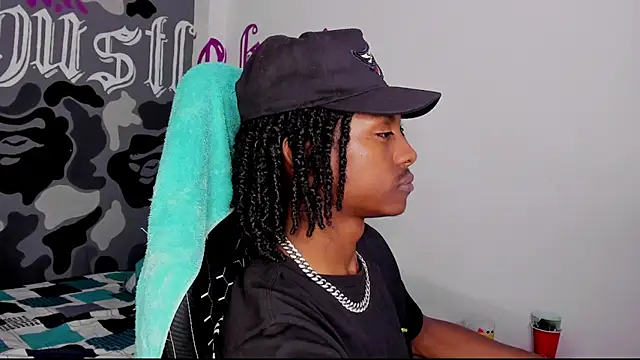 BRYXXXON1 online show from 03/10/26, 05:40