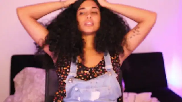 Mysensualbrunette1 online show from 12/17/24, 04:12