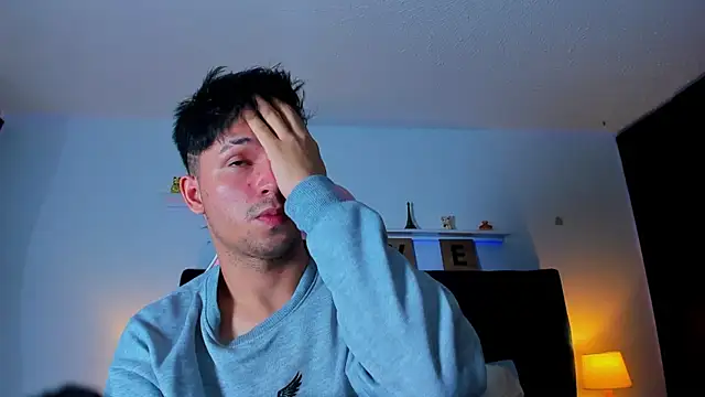 Issac james  online show from 10/15/25, 04:23