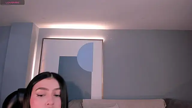PaulinaSantos  online show from 10/15/25, 07:14