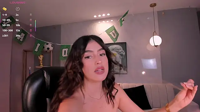 PaulinaSantos  online show from 06/17/26, 08:32