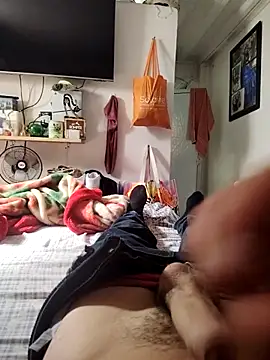 Snapshot of elflaco2714 chatting on 02/05/26, 07:40 elflaco2714 online show from 02/05/26, 07:40