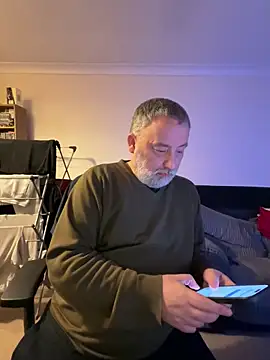 LondonTeffy online show from 01/28/25, 10:12